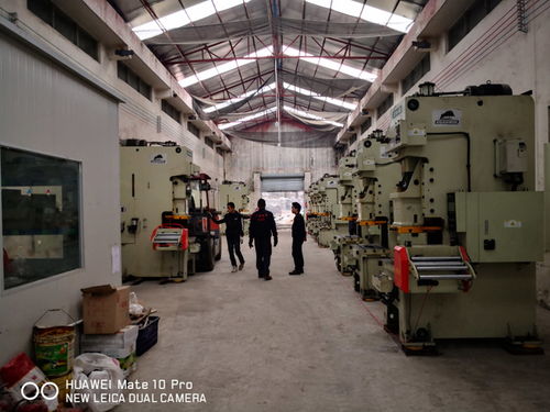 佛山五金制造業(yè)工廠搬遷 專業(yè)服務(wù)保障價(jià)值500萬(wàn)元設(shè)備完好無(wú)損的機(jī)電設(shè)備安裝